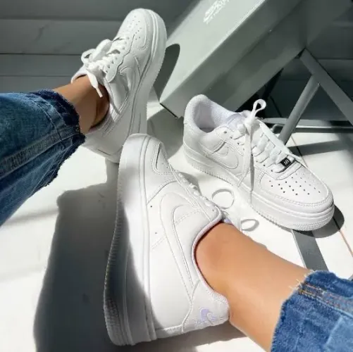 Tênis Nike Air Force 1 branco - tamanho 38