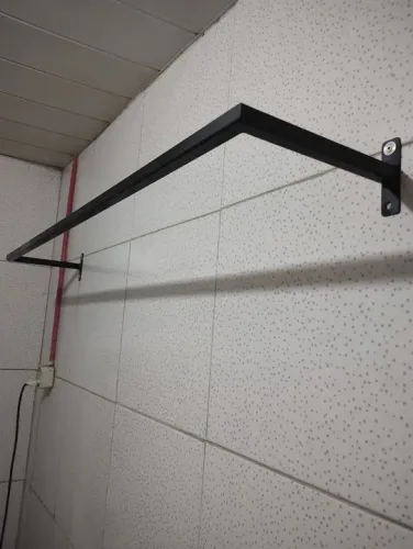 Arara estilo industrial e porta chave estilo industrial sob medida 