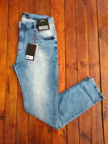 Calça jeans diesel