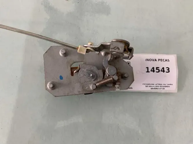 Fechadura lateral da tampa de mala esquerdo Saveiro G7 G8