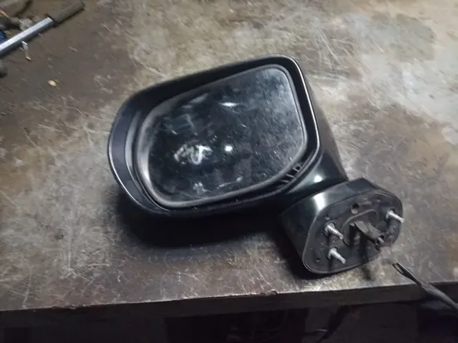 retrovisor do New Civic elétrico lado motorista 