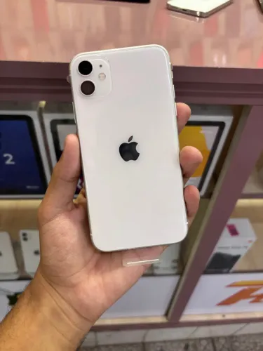 iPhone 11 Branco - 128GB