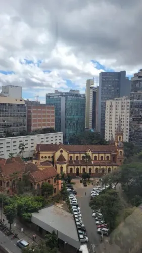 Apartamento para Venda em Belo Horizonte, Centro, 5 dormitórios, 1 suíte, 4 banheiros