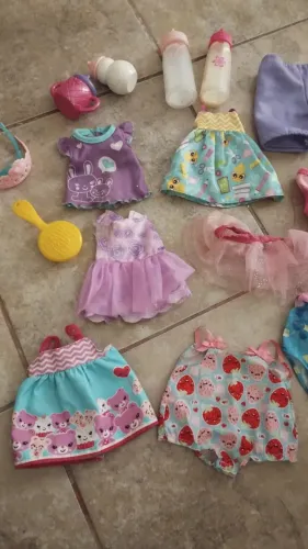 Roupas e acessórios Baby Alive 
