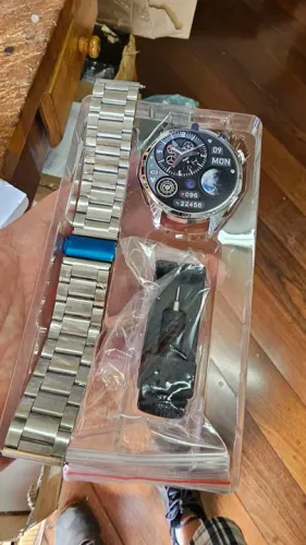 Relógio Inteligente Smartwatch  com muita  muita função pulseira em aço inox  