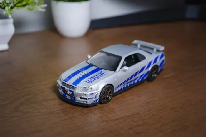 (NOVO) Miniatura Skyline do Brian GTR R34 - Velozes e Furiosos