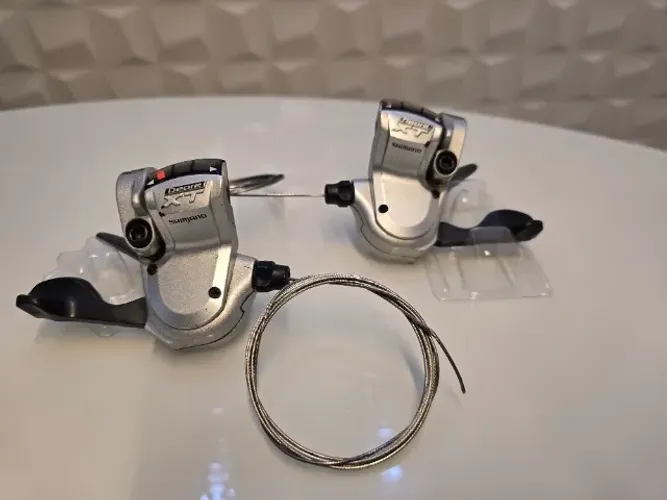 Trocadores Shimano Deore XT SL-M760  3X9 (27V) (Perfeitos)