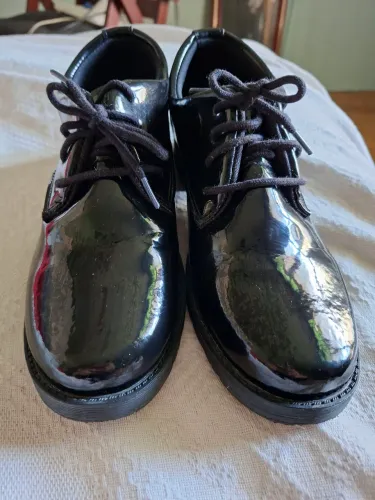 Sapatos Oxford Envernizados - Elegância em Preto