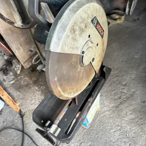 Policorte Bosch 220v 2000w usada em bom estado  