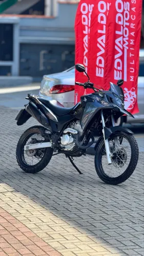 HONDA XRE 300 ABS 2023 - baixo km