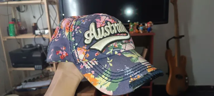 boné robin ruth florido estampa austrália