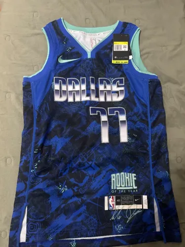 Camisa Dallas Mavericks Luka doncic