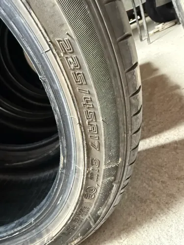 Pneu Dunlop Aro 17 225/45r17 Sp Sport Maxx Semi Novo