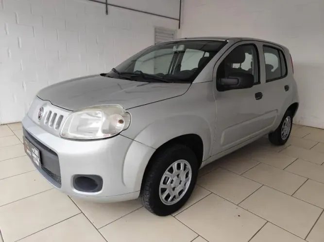 FIAT UNO VIVACE 1.0 2015