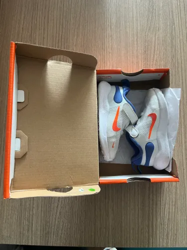 Tênis Nike infantil tamanho 21