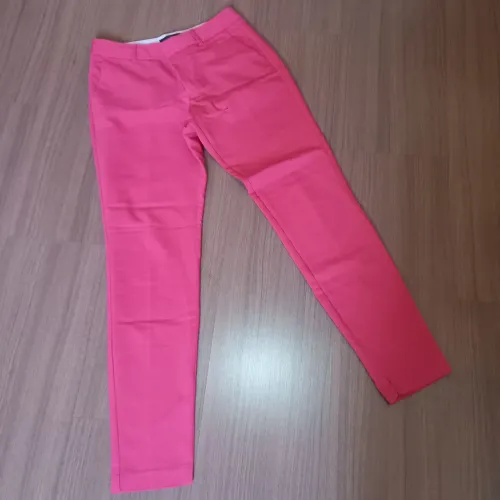 Calça rosa elegante