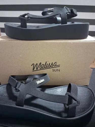 MELISSA SUN DOWNTOWN PLATFORM 