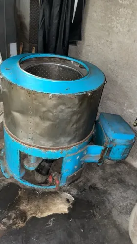 Centrífuga de Roupa Industrial - Alta Capacidade