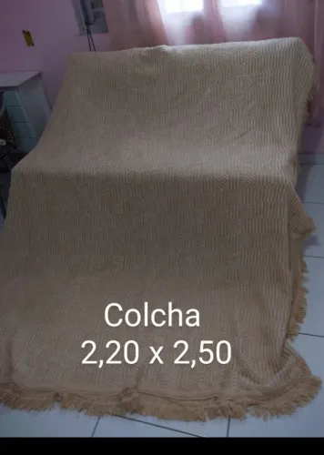 Colcha de casal bege 2,50 x 2,20