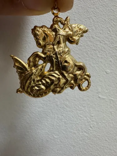 Pingente de São Jorge em Ouro