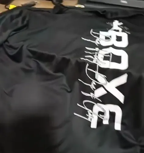 BOXE Camisa preta / branca