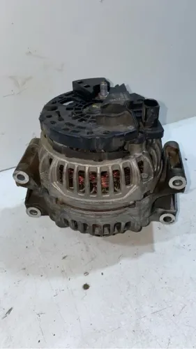 Alternador Volkswagen Tiguan 2014