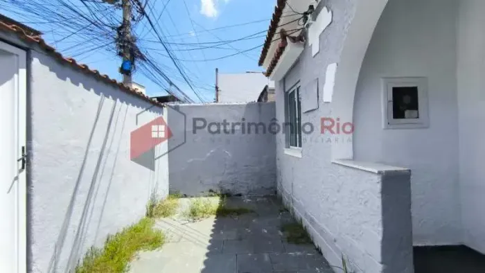 Rocha Miranda - casa dois quartos - Financia