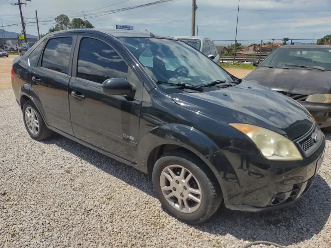 Ford Fiesta Sed. 1.6 8V Flex 4P 2010