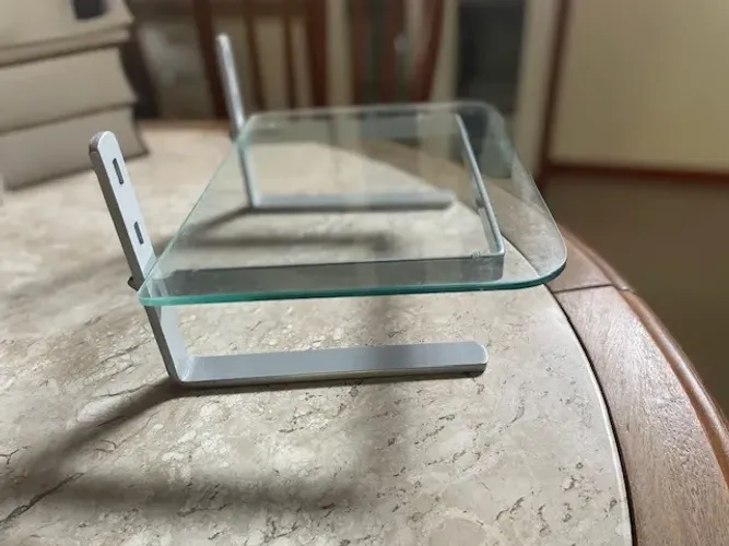 Suporte para monitor em vidro