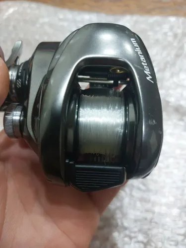 Carretilha Shimano Metanium HG 