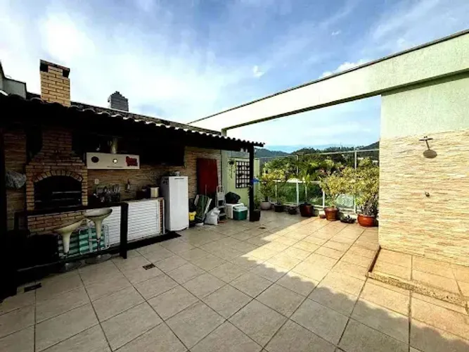 Cobertura com 2 dormitórios à venda, 137 m² por R$ 683.000,00 - Freguesia de Jacarepaguá -