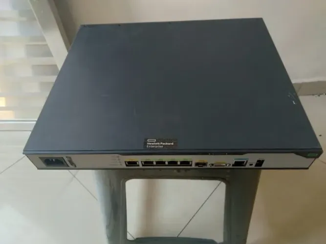 Rooteador Profissional Para Provedores de Internet Mod Hp MSR1002-4