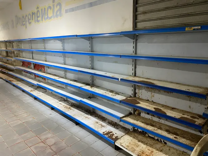 Gôndolas Prateleiras 