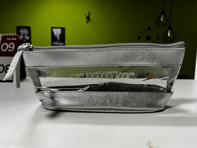 Necessarie de luxo prata - Ótimo organizador