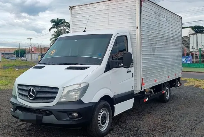 Sprinter Baú 313 2019 (transferência de dívida )tratar direto com o proprietário 