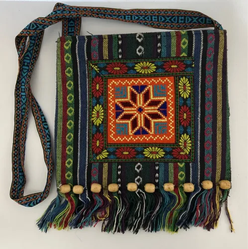 Bolsa bordada