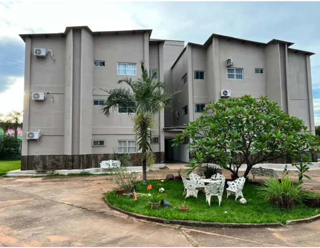 Apartamento mobiliado em condomínio residencial 