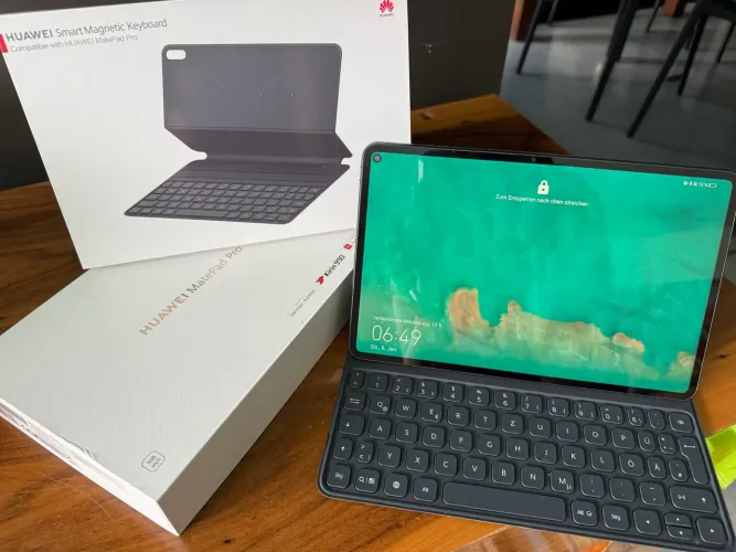 HUAWEI MatePad com teclado magnético