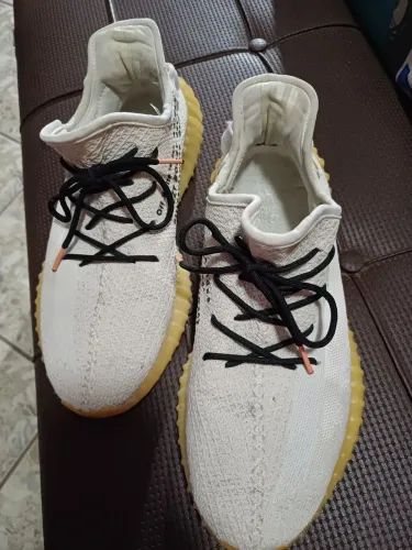 Adidas Yeezy Boost 350 V2 - Branco