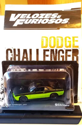 Miniatura Dodge Challenger SRT - Velozes e Furiosos (Salvat) 1:43