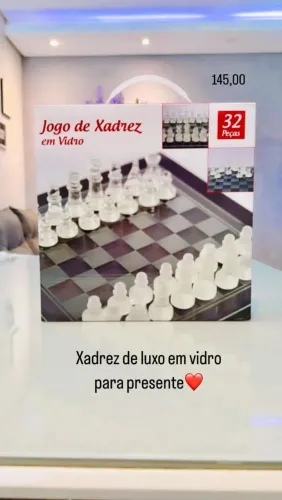 Jogo de Xadrez de Luxo em Vidro - Presente Ideal!
