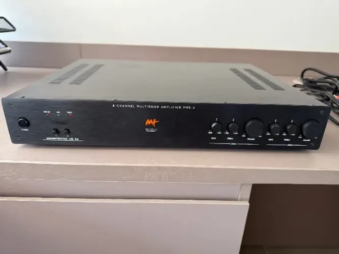 Receiver Amplificador AAT 4 canais PMR 2 + mesa de som 4 canais Soundvoice MC 4 BT Excelen