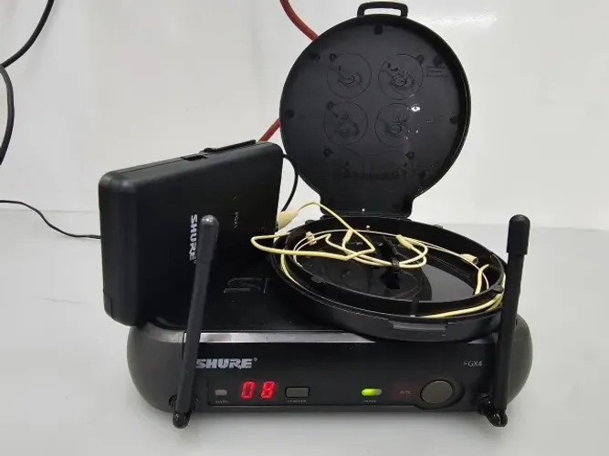 Transmissor de lapela head shure pgx4 frequência 644/662 MHz  semi novo