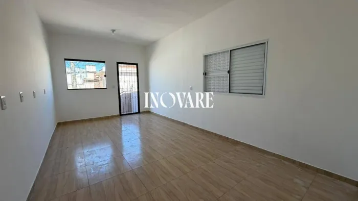 Casa com 3 dormitórios para alugar, 180 m² por R$ 4.500/mês - Lídice - Uberlândia/MG