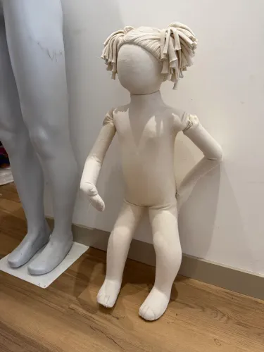 Manequim Infantil Articulado - 1 a 3 anos