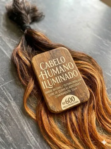 Vende se cabelo humano, loiro iluminado 76 gramas e 60 centímetros !