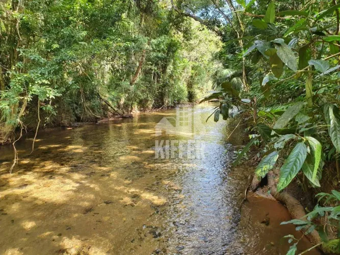 Sítio em Lumiar  Natureza, Rio Cristalino e Documentação Completa