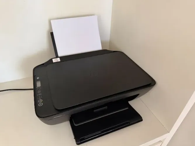 Impressora multifuncional cor HP Deskjet Ink Advantage 2774 - 127/220V