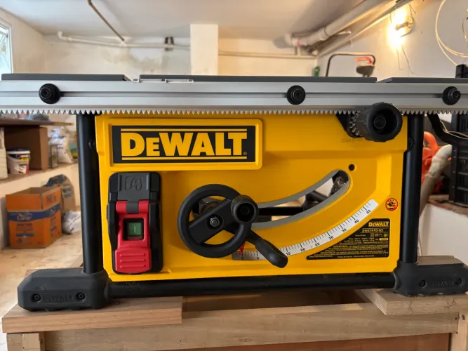 Serra de bancada Dewalt DWE7492-B2