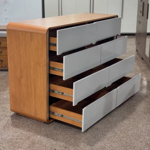 Cômoda Lopos 8 gavetas 